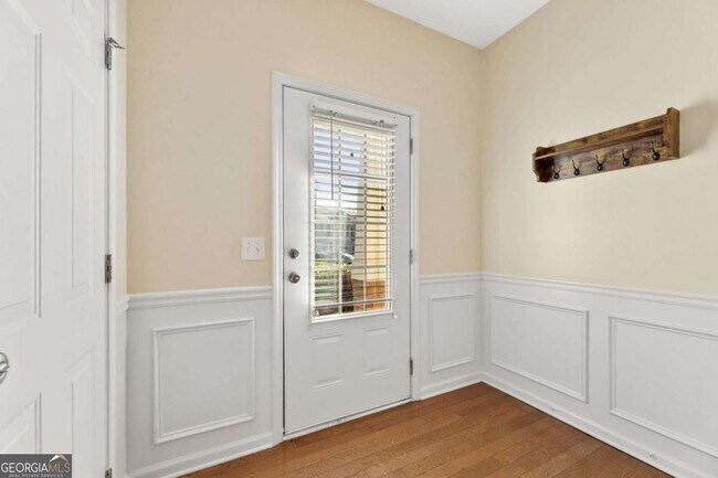 Foto del edificio - 6210 Elmshorn Way