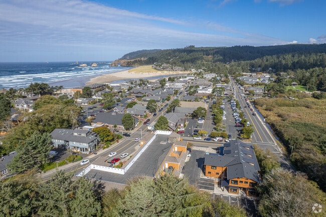 Context - Elk Run Village