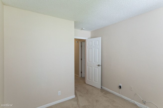 Building Photo - 3 br, 2 bath House - 3829 N Mandarin Woods Dr