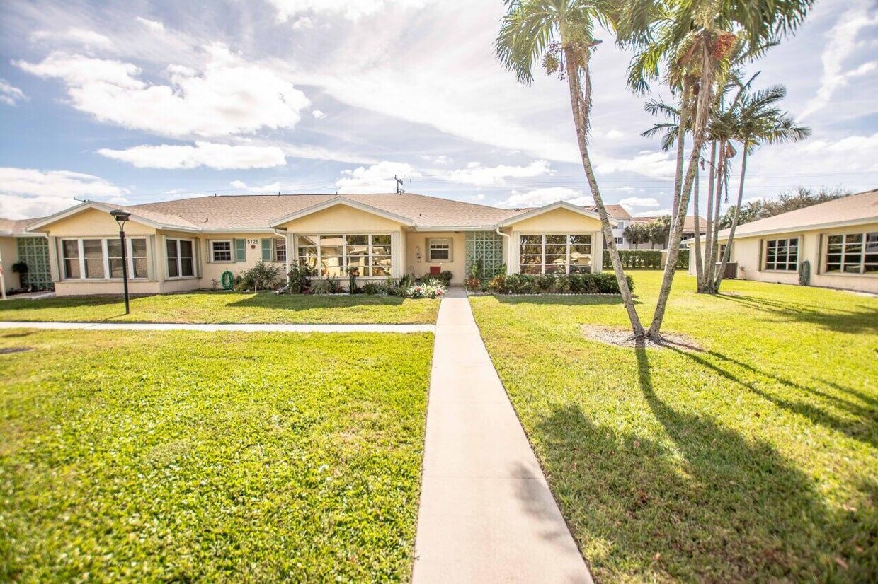 5126 Lakefront Blvd, Delray Beach, FL 33484 House Rental in Delray