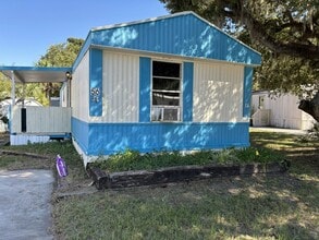 Building Photo - 11240 N Northwood Dr