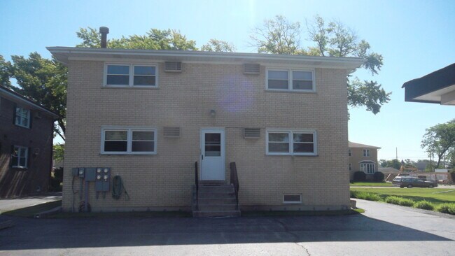 Building Photo - 4524 Park Ave