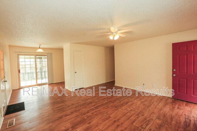 Foto del edificio - 9 Finger Dr