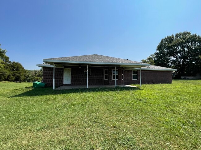 Building Photo - 2022 N 48th St