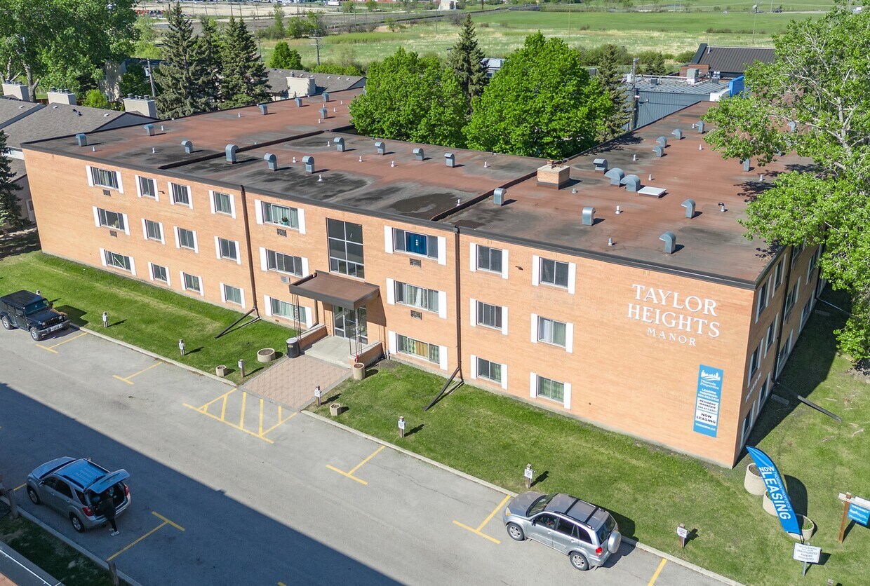 Photo principale - 1740 Taylor Avenue