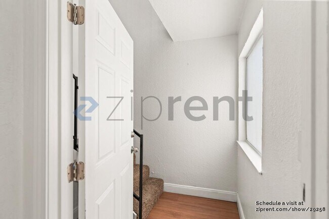 Foto del edificio - 7445 Weld St
