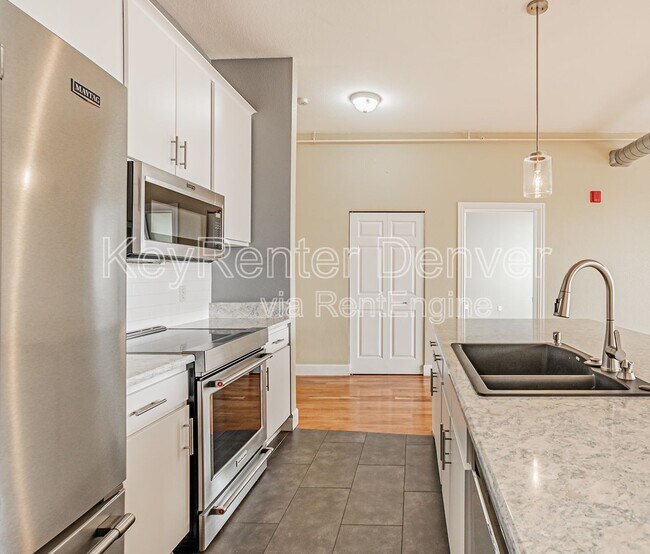 Foto del edificio - 277 N Broadway