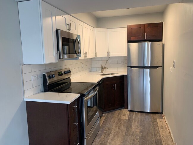 Foto del edificio - 744 W Gordon Terrace