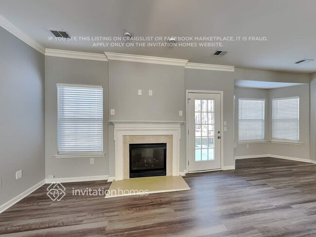 Building Photo - 14643 Eastgrove Dr