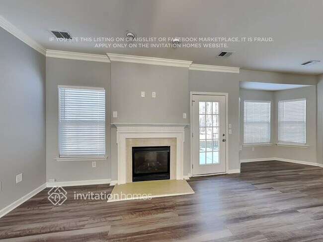 Foto del edificio - 14643 Eastgrove Dr