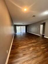 Building Photo - 1700 Presidential Way