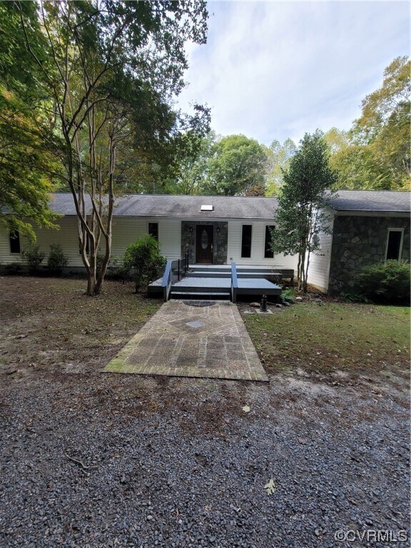 9700 Essex Hills Rd, New Kent, VA 23124 House Rental in New Kent, VA