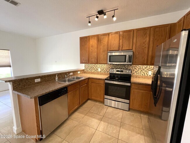 Foto del edificio - 2600 Revolution St