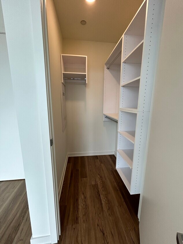 Foto principal - 312 W Chestnut St