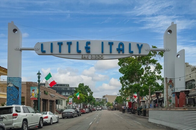 Foto del edificio - 1435 India St