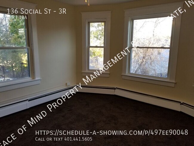 Building Photo - 136 Social St