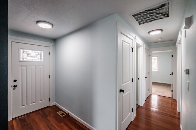 Foto del edificio - 401 Whittier St