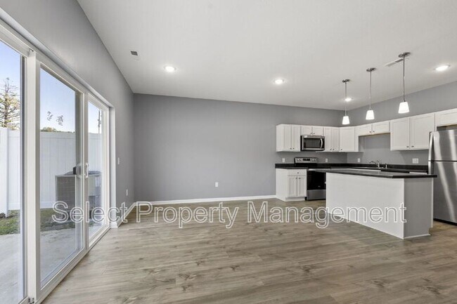 Foto del edificio - 7071 Homestead Rd
