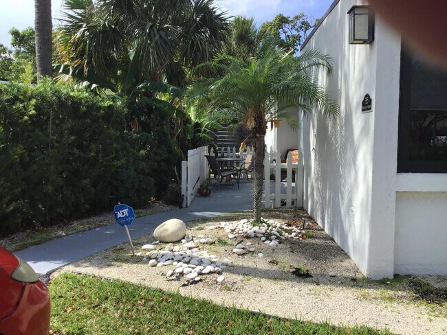 Foto del edificio - 355 Newcastle St