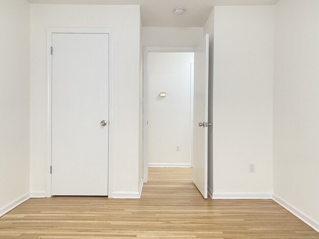 room 1 - 237 75th St