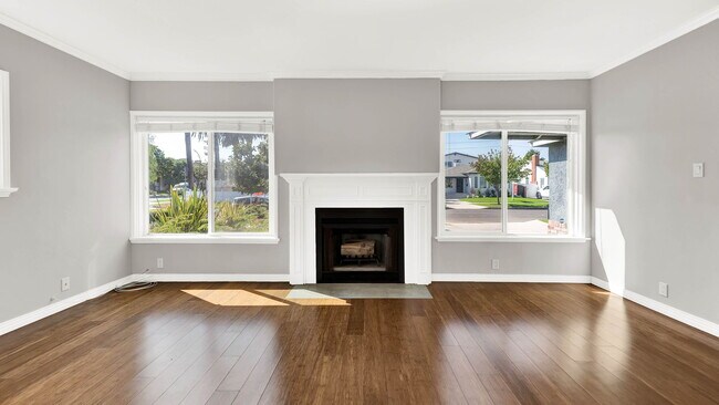 Building Photo - 8424 Gonzaga Ave