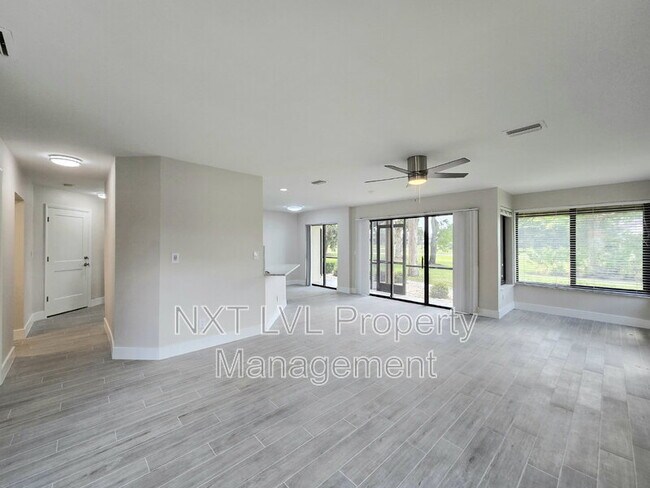 Building Photo - 7170 Golden Eagle Ct