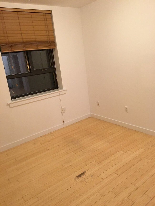 Building Photo - 43 Avenue C