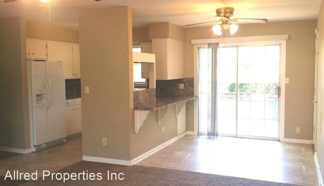 Foto del edificio - 3 br, 1 bath House - 1214 W. Mt Comfort