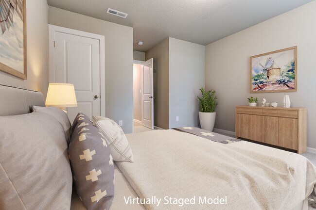 Building Photo - Air Conditioning! Beautiful Newer Construction Home!  3 Master Bedrooms!