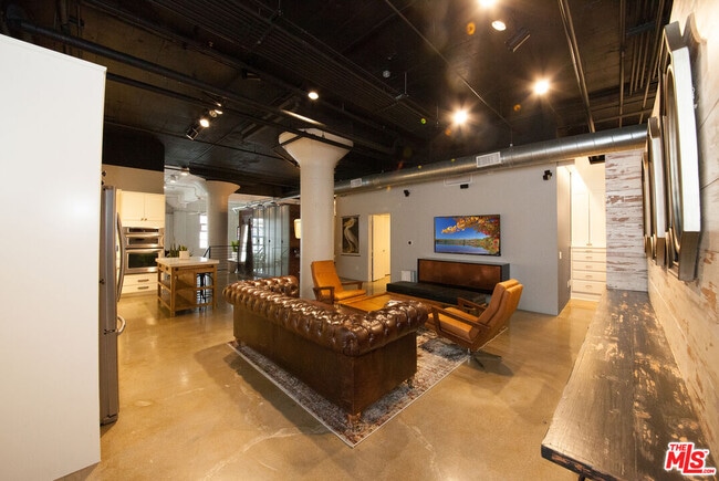 Foto del edificio - 530 Molino St