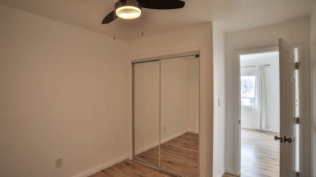 Foto del edificio - East LA duplex