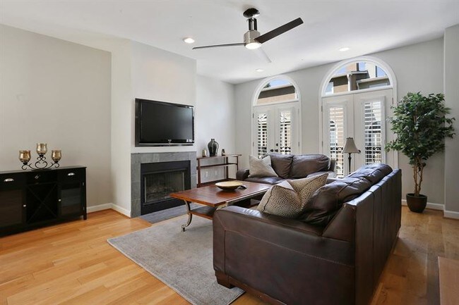 Foto del edificio - 833 Piedmont Ave NE