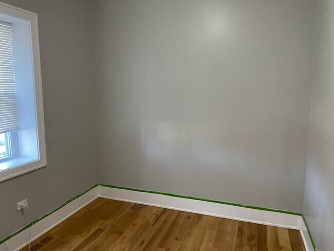 Foto del edificio - 15802 Woodbridge Ave