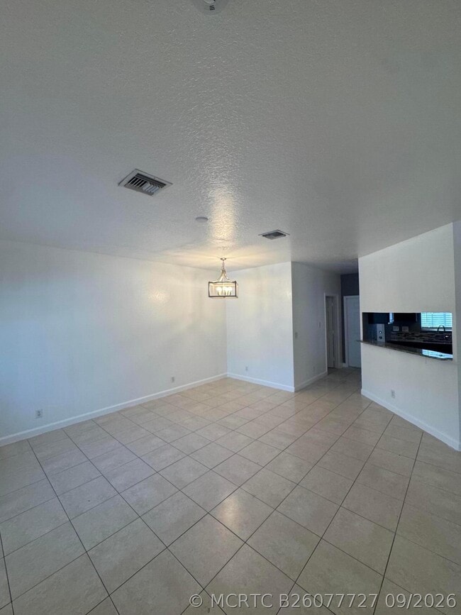Building Photo - 1117 Colonial Palms Way