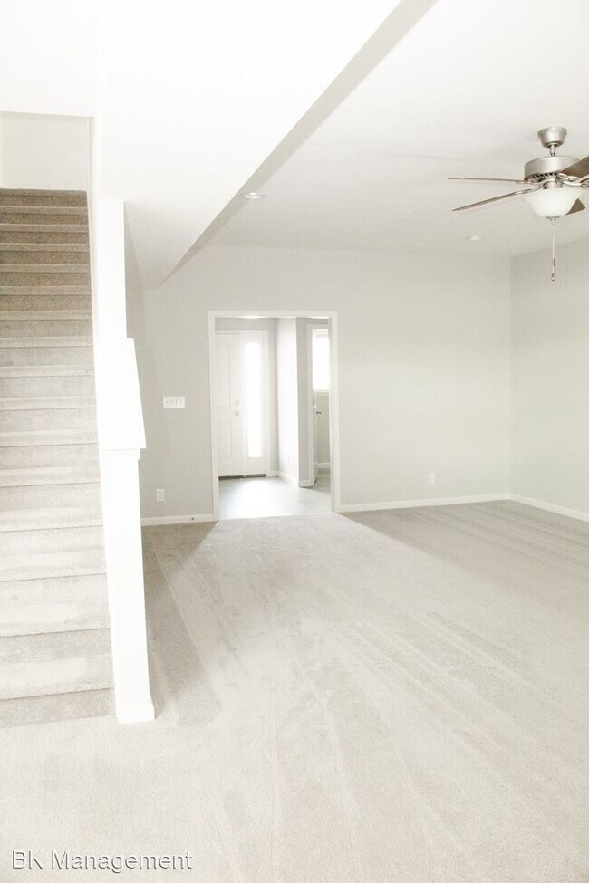 Foto del edificio - 4 br, 2.5 bath House - 3190 Jasmine Ct.