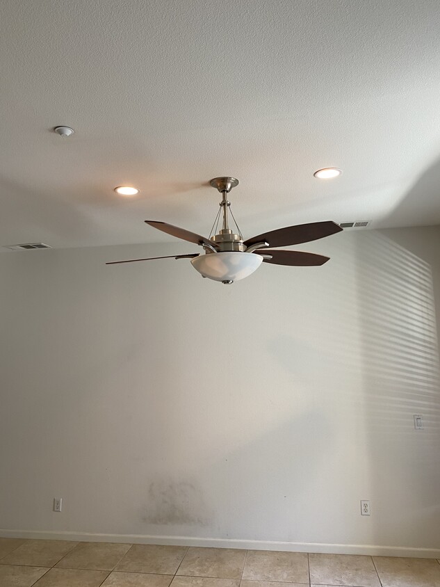 Building Photo - 4432 Owens St