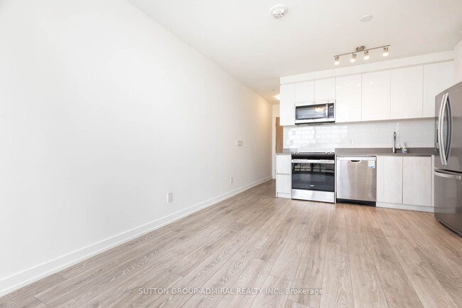 Building Photo - 3100 Keele St