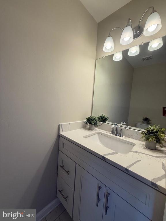 Foto del edificio - 6 Wosniak Ct