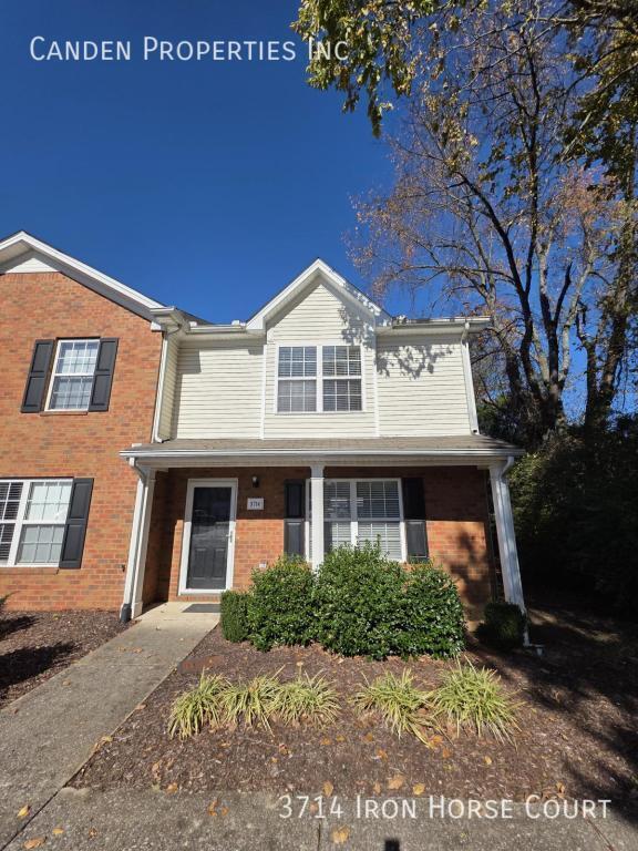 Foto principal - 3714 Iron Horse Court