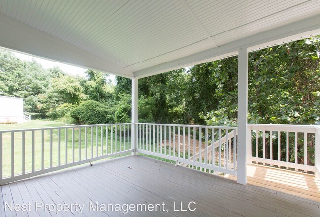 Building Photo - 256 Stribling Ave