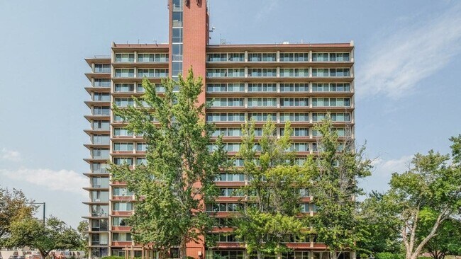 Foto del edificio - Columbine Towers