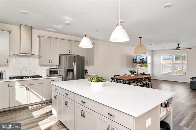 Building Photo - 3351 Pitch Pine Dr