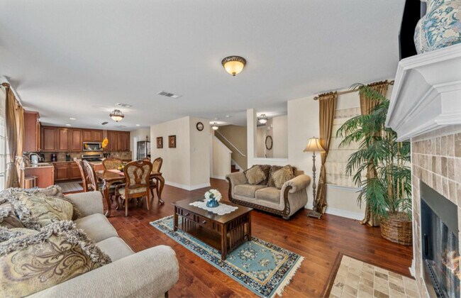 Foto del edificio - 5901 Snow Creek Dr