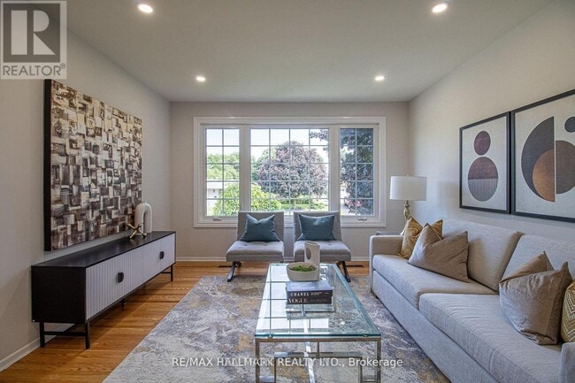 Building Photo - 978 Wildwood Dr
