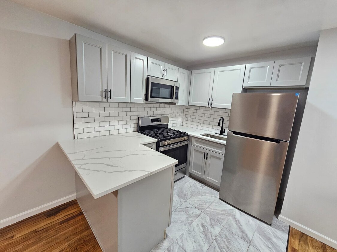 Foto del edificio - 725 Scotland Rd