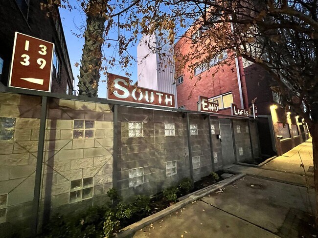 Building Photo - 1331 S Flores St