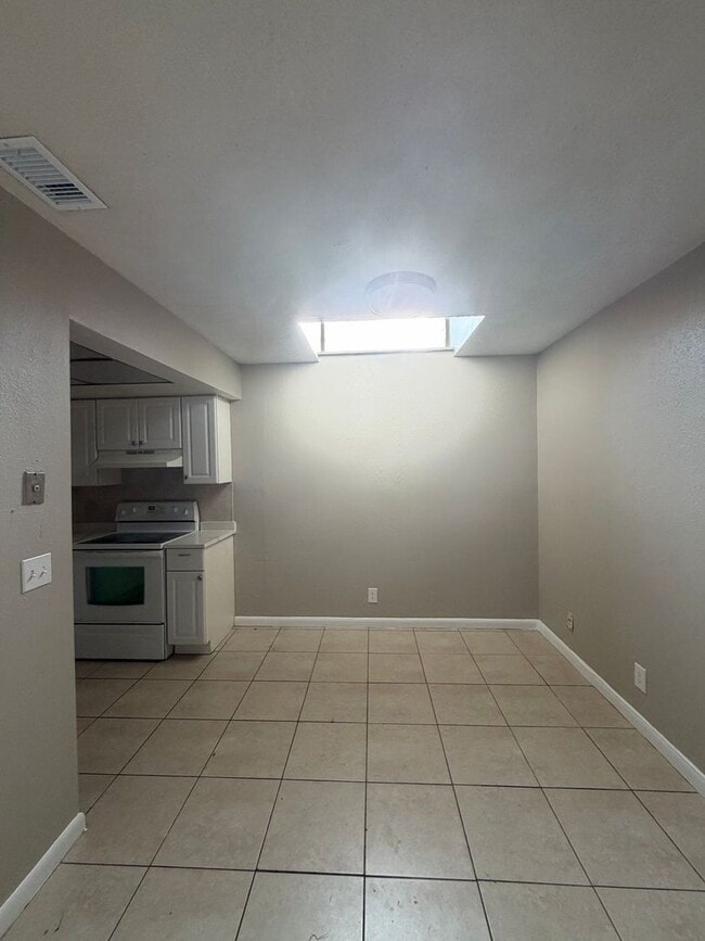Photo - 2130 NW 58th Ave #25-C House