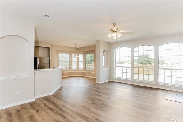 Building Photo - 1253 High Bluff Dr