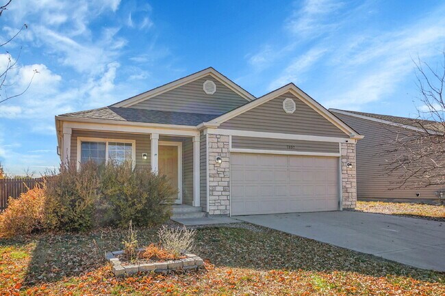 Building Photo - $2,025 - 3 Bed, 2 Bath Home in Fountain with Central AC, Laundry, and Fenced in Yard