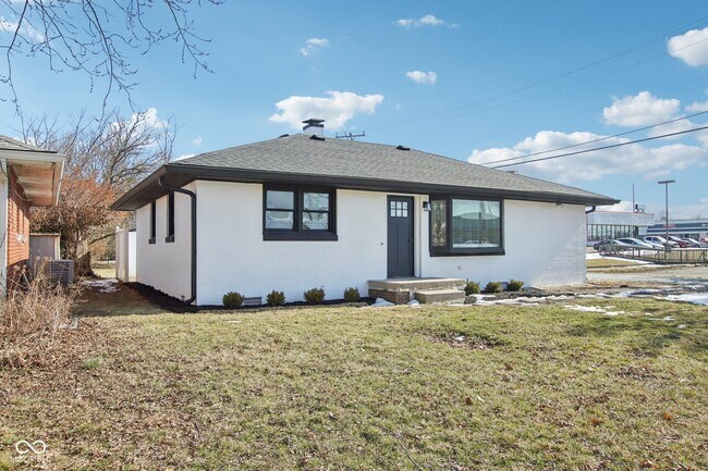 Building Photo - 21 N Devon Ave